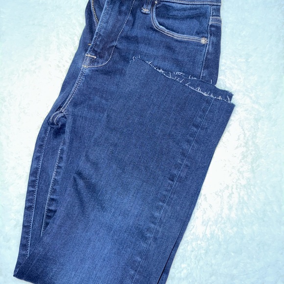 👖FRAME Denim Women's High Rise Jeans with Raw Hem - Picture 4 of 5